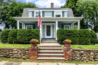 7 Garfield St, Maynard, MA 01754