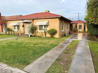 313 S K St, Madera, CA 93637