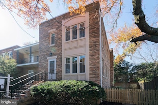 3135 14th St S, Arlington, VA 22204