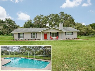 36135 Apiary Rd, Grand Island, FL 32735