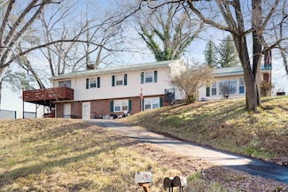306 Gale Rd, Pearisburg, VA 24134