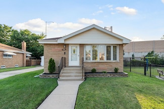 5146 Michigan Ave, Schiller Park, IL 60176