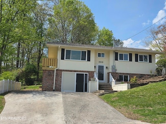 263 Iroquois Rd, Oak Ridge, TN 37830