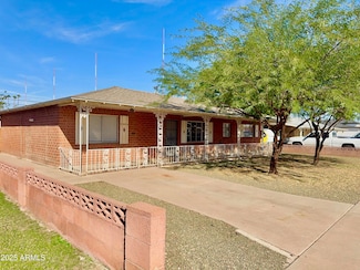 3006 W Stella Ln, Phoenix, AZ 85017