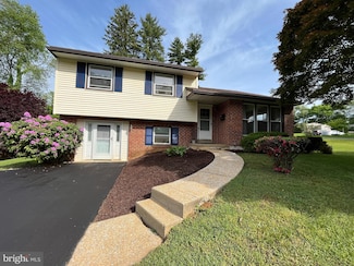 1213 Farmington Ln, West Chester, PA 19380