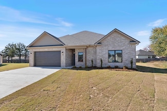 14 Firefly Catch Cove, Greenbrier, AR 72058