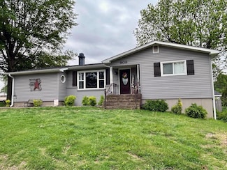 809 Boucher St, De Soto, MO 63841