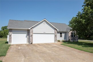6444 Flagstone Ct, Imperial, MO 63052