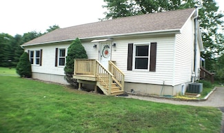 26 Saunders Ln, Wawarsing, NY 12489
