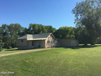 4350 N Columbia Rd, Grand Forks, ND 58203