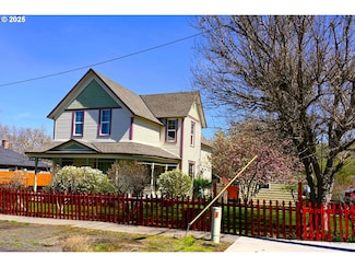 1321 Chestnut St, Milton Freewater, OR 97862