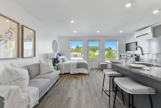 585 Essex St Unit 317, Lynn, MA 01901