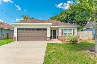 438 Brackin St, Crestview, FL 32539