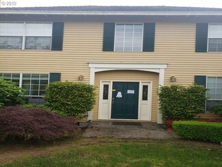 6130 Churchill Downs Dr, West Linn, OR 97068