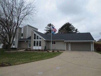 1103 Primrose Ln, Lancaster, WI 53813
