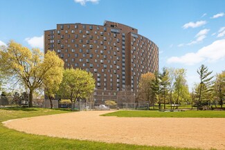 1181 Edgcumbe Rd Unit 1516, Saint Paul, MN 55105