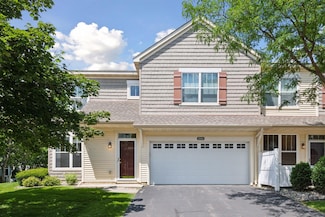 2184 Shamrock Place Unit 204, Chaska, MN 55318