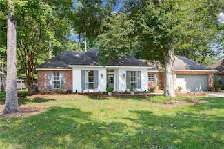 1034 Foy St, Mandeville, LA 70448