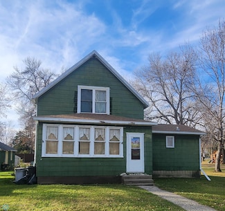 401 5th Ave, Litchville, ND 58461