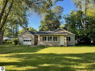 1303 W Ward St, Mount Pleasant, MI 48858