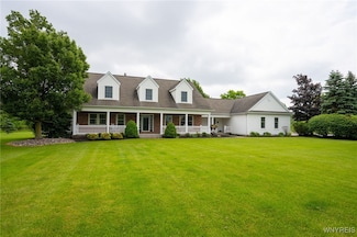 5845 Kraus Rd, Clarence, NY 14031