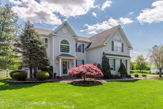 58 Heritage Dr, Allentown, NJ 08501