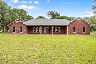 107 Pleasant Valley Ln, Weatherford, TX 76087