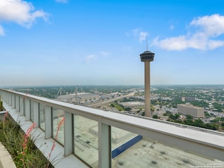 610 E Market St Unit 3118, San Antonio, TX 78205