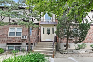 844 Village Quarter Rd Unit A5, West Dundee, IL 60118