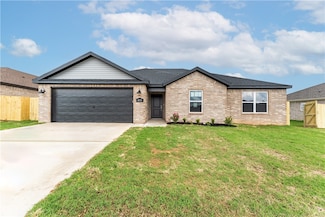 1001 Autumn Royal Ave, Lowell, AR 72745