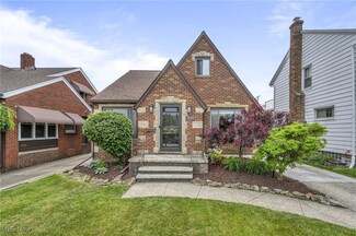 1711 Brookview Blvd, Cleveland, OH 44134