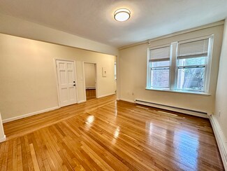 1405 Beacon St Unit 2, Brookline, MA 02446