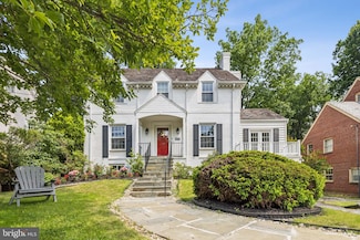 6679 32nd Place NW, Washington, DC 20015