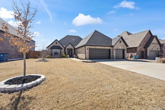 1903 SW Edinburgh Ave, Bentonville, AR 72712