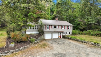 10 Maple Ln, Blandford, MA 01008