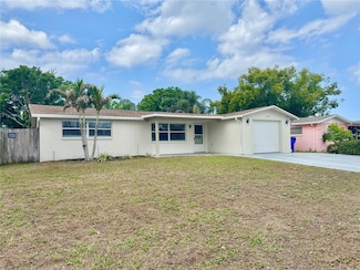 5213 School Rd, New Port Richey, FL 34653