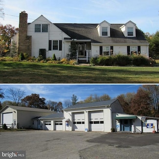 48 Ridge Rd, Phoenixville, PA 19460