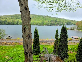 9 Highland Rd, Holden, ME 04429