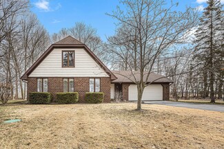 7460 N Noffke Dr, Caledonia, MI 49316