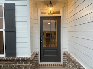 372 Glenside Dr, Jefferson, GA 30549