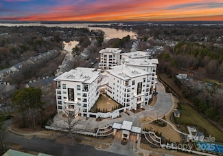19329 Watermark Dr Unit 551/ 552, Cornelius, NC 28031