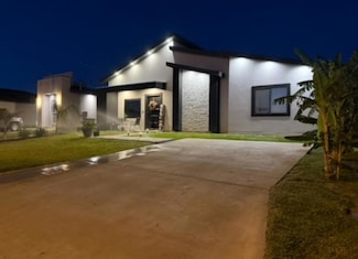 1042 Colon Ln, Eagle Pass, TX 78852