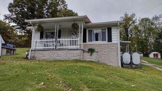 823 Grubmore Rd, Marion, VA 24354