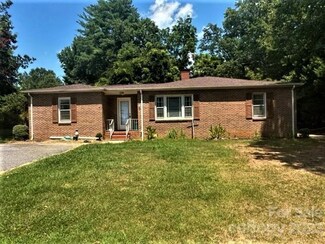 110 Short St, Hudson, NC 28638