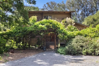 7 Linsdale Ln, Point Reyes Station, CA 94956