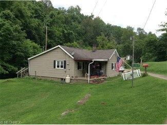65010 Nelan Rd, Bellaire, OH 43906