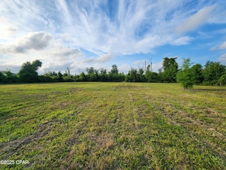 000 E 12th St, Lynn Haven, FL 32444