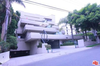 939 Palm Ave Unit 304, West Hollywood, CA 90069