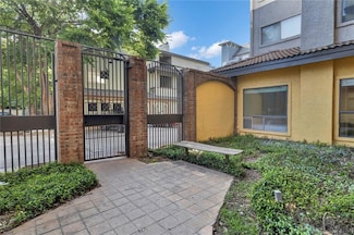 806 W 24th St Unit 114, Austin, TX 78705