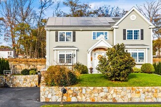 41 Matthew Ln, Waltham, MA 02452
